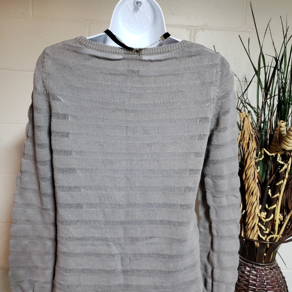 Ann Taylor Sweater - Picture 3 of 5